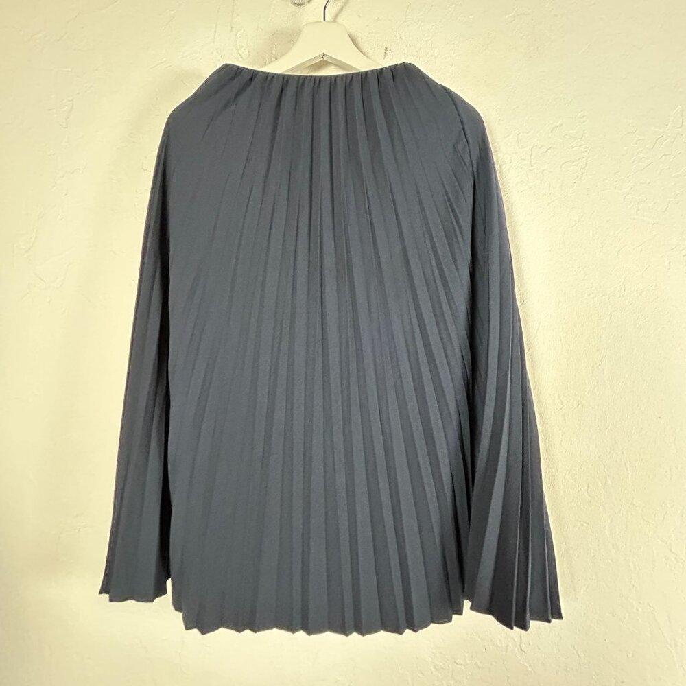 Uniqlo Women's Pleated Navy Blue Midi Skirt XS Elastic Waist A-Line Lightweight